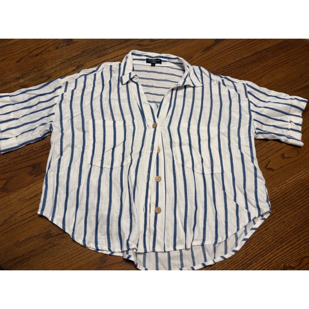 Velvet Heart Los Angeles Blue White Striped Button Down Shirt Small Short Sleeve